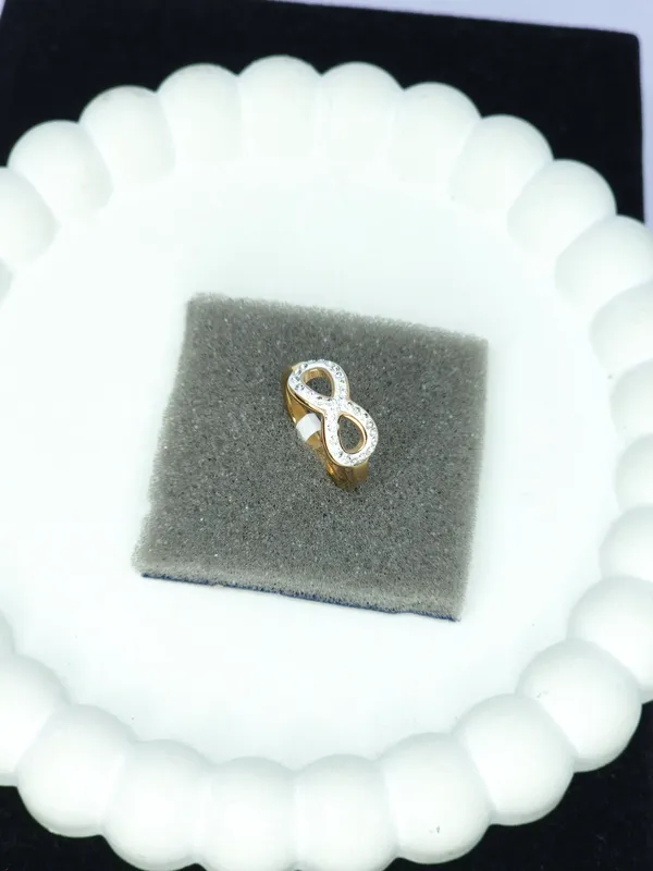 Gold_Tone_Infinity_Pendant_For_Women
