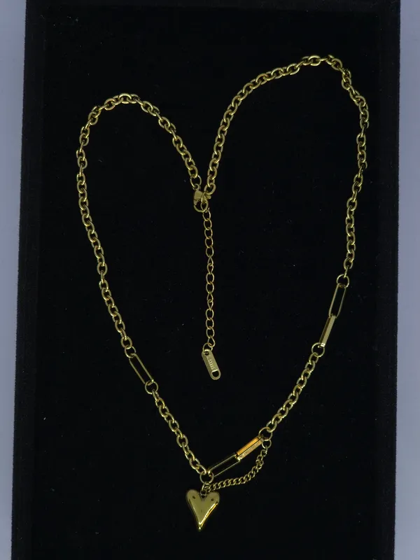 Gold_Tone_Steel_Layered_Heart_Pendant_Necklace_For_Women