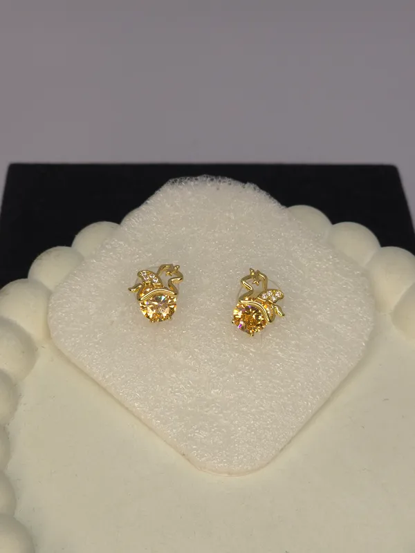 Gold_Tone_Pineapple_Stud_Earrings_For_Women