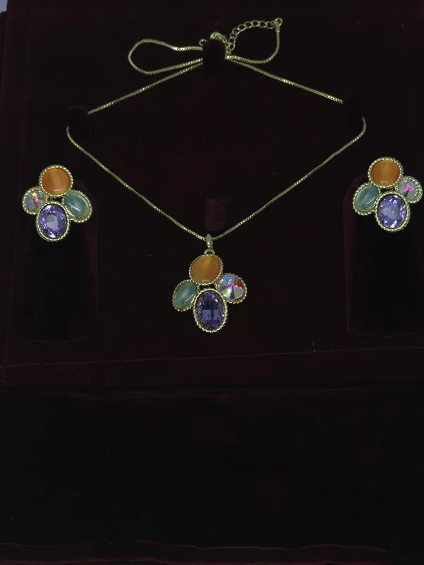 Gold_Tone_Multicolor_Stone_Necklace_And_Earrings_Set