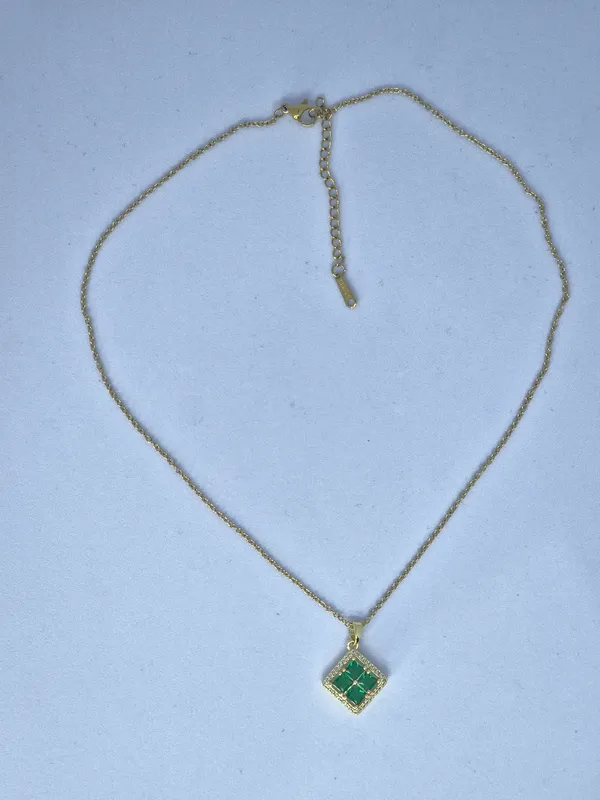 Gold_Tone_Green_Square_Pendant_Necklace_For_Women