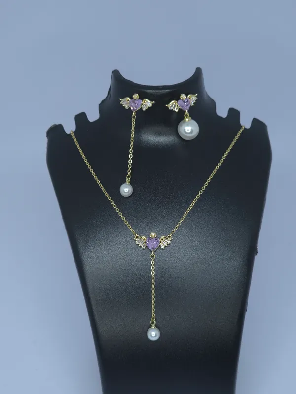 Gold_Tone_Heart_Pendant_Necklace_Set_For_Women