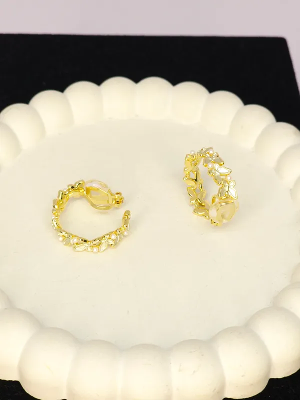 Gold_Tone_Floral_Hoop_Earrings_For_Women