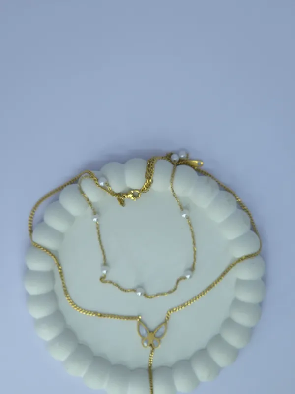 Gold_Tone_Layered_Beaded_Pendant_Necklace_For_Women