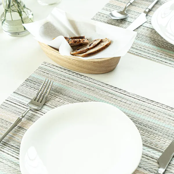 Placemats_Set_Of_4_Vinyl_Plastic_Woven_Place_Mats_For_Kitchen_Table_Indoor_Outdoor_Washable_Placemat_Wipeable_Dining_Table_Mats_Turquoise_4