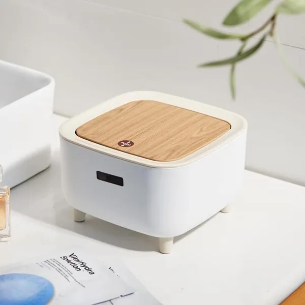 Portable_Desktop_Dustbin_Compact_Trash_Can_With_Lid_For_Study_Bathroom_Bedroom_And_Kitchen_Spaces