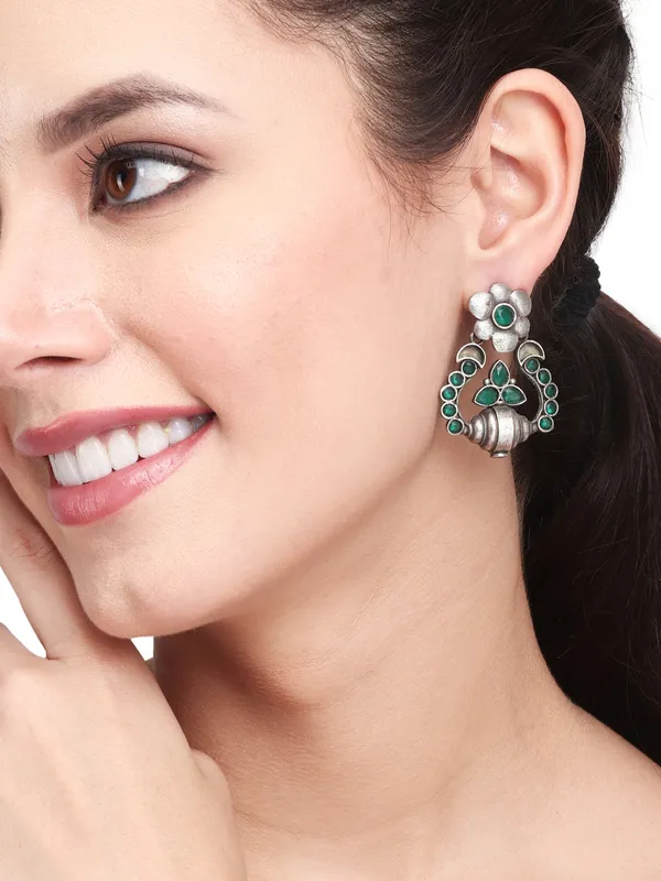 Oxidised_Brass_Emerald_Floral_Chandbali_Earrings