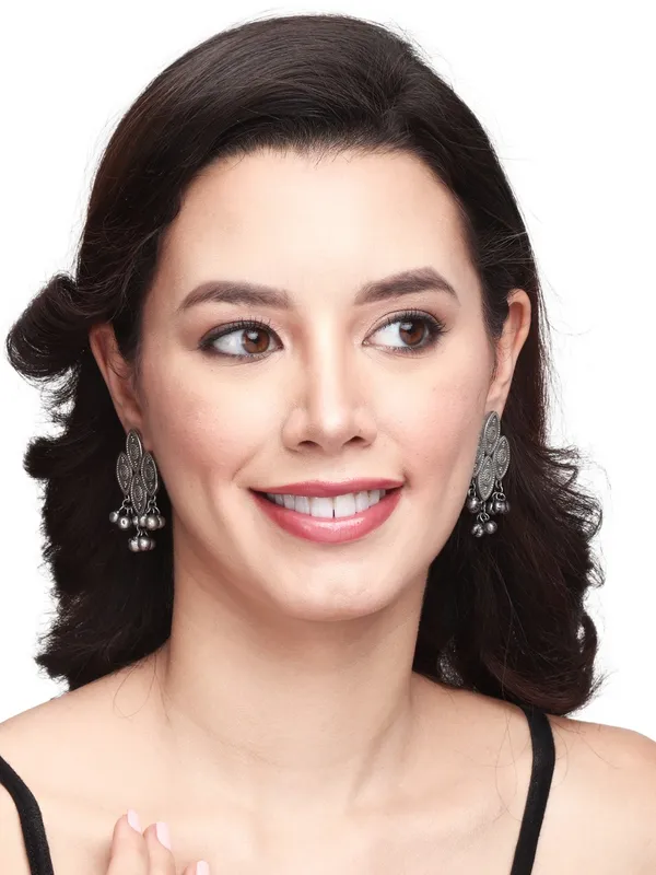 Oxidised_Silver_Paired_Leaf_Jhumka_Stud_Earrings