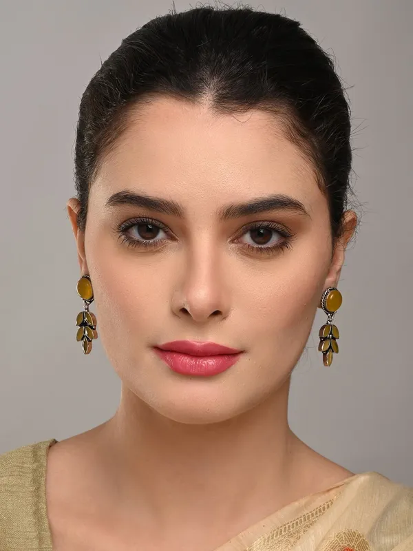 Silver_Oxidised_leaf_drop_earring