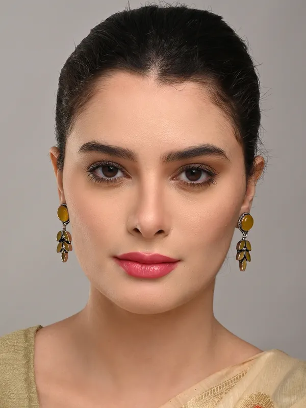 Silver_Oxidised_leaf_drop_earring