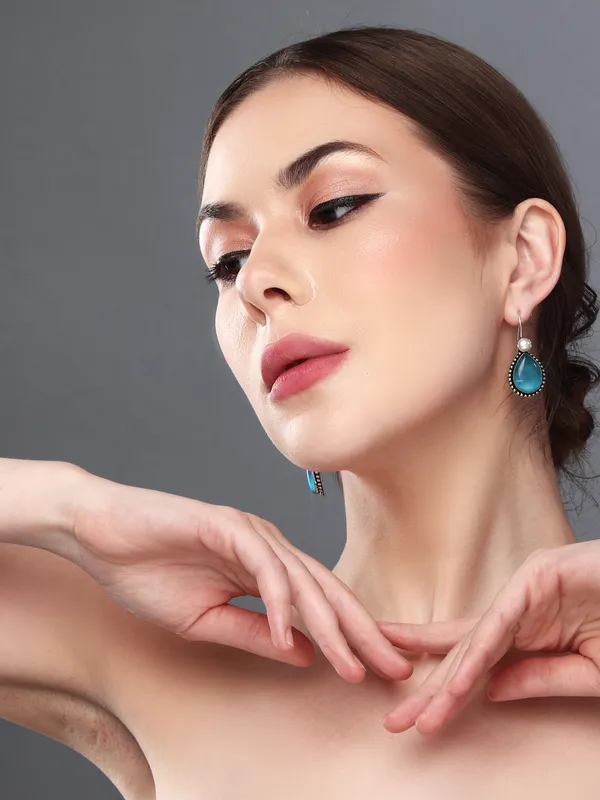 Tear_drop_stone_drop_earring