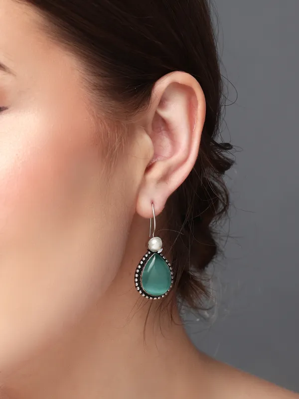 Tear_drop_stone_drop_earring