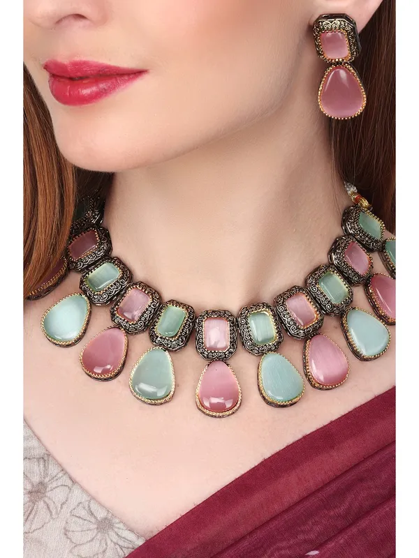 Pastel_Raindrop_Brass_Necklace_Set