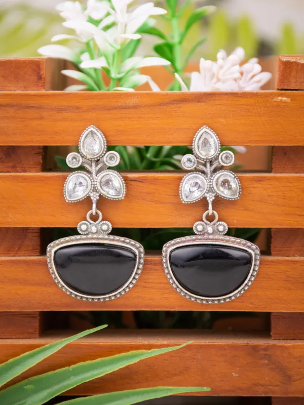 Silver_Oxidised_finish_AD_stone_drop_earring