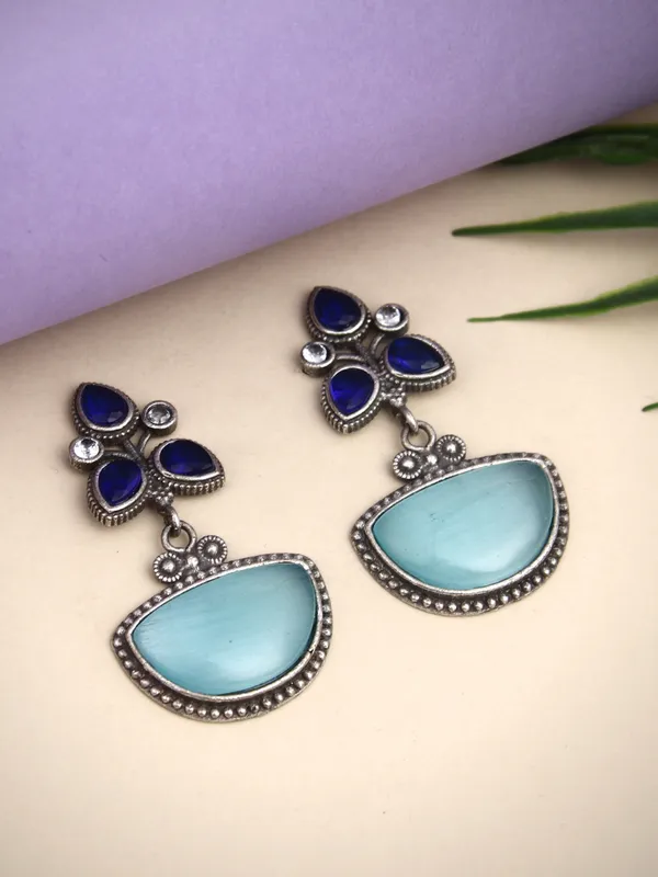 Silver_Oxidised_finish_AD_stone_drop_earring