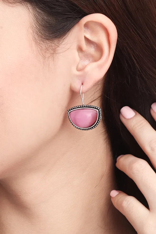 Silver_Oxidized_Drop_Earrings_with_Monalisa_Stone