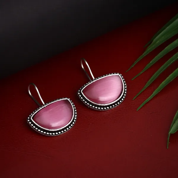 Silver_Oxidized_Drop_Earrings_with_Monalisa_Stone