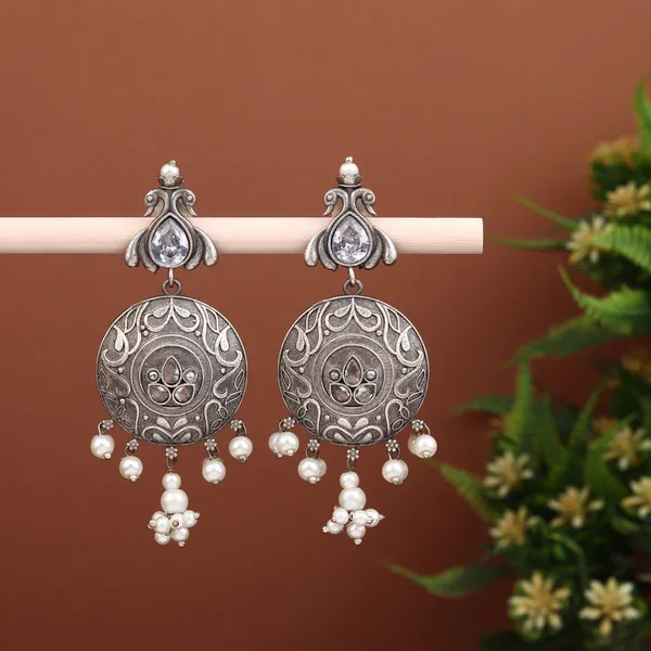 Silver_Oxidised_Finish_Contemporary_Style_Drop_Earrings