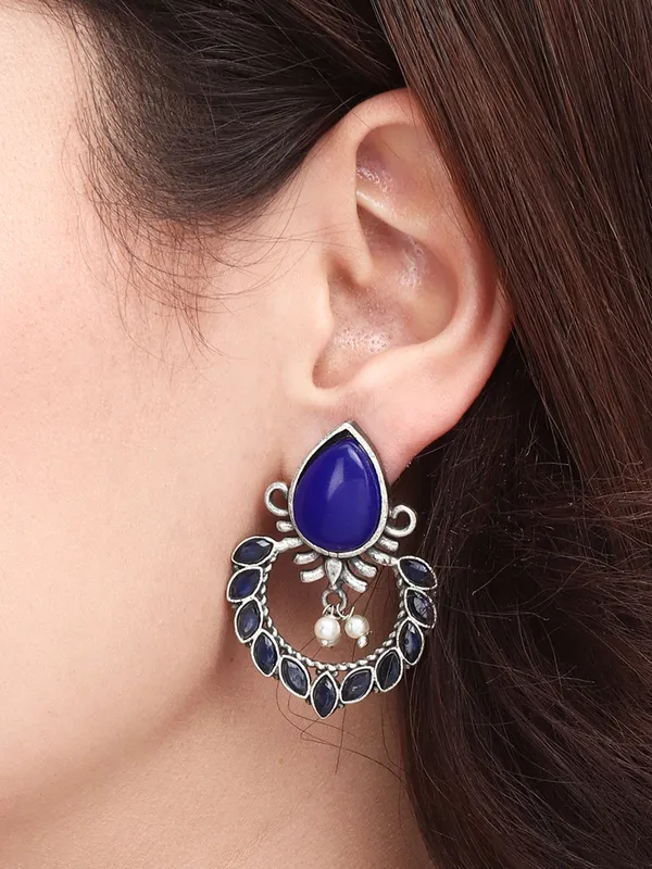 Silver_Oxidised_finish_drop_earring