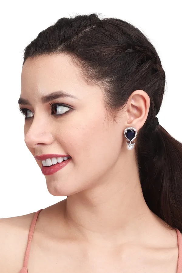 Rhodium_plated_AD_stone_Stud_earring