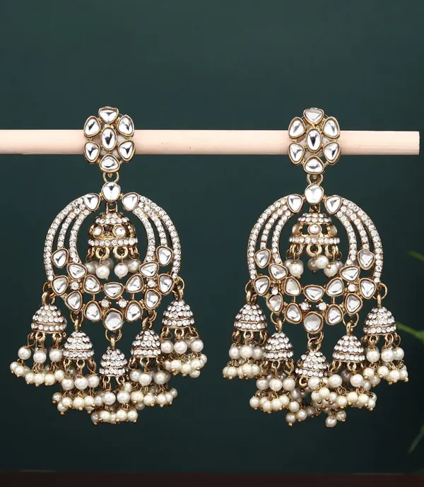 Antique_gold_finish_Chandbali_Earrings