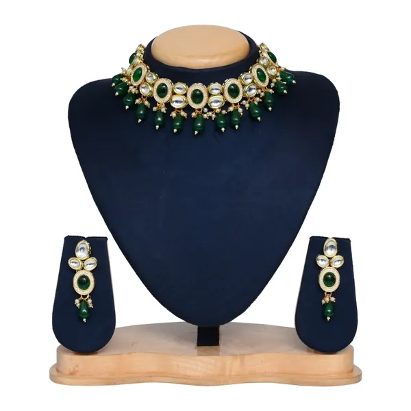 Gold_plated_Kundan_choker_set_with_green_stone