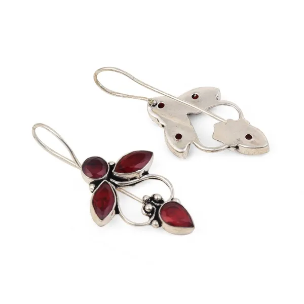 Sparkling_Floral_Drop_Earrings
