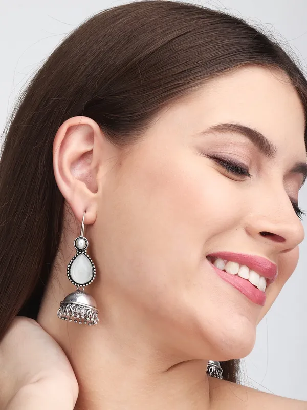 Classic_Stone_Fish_Hook_Jhumka_Earrings