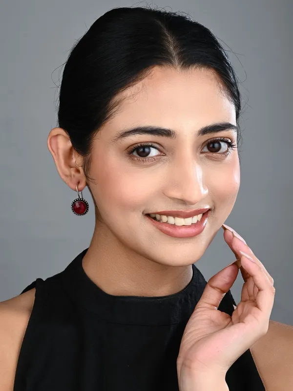 Round_Stone_Drop_Earrings