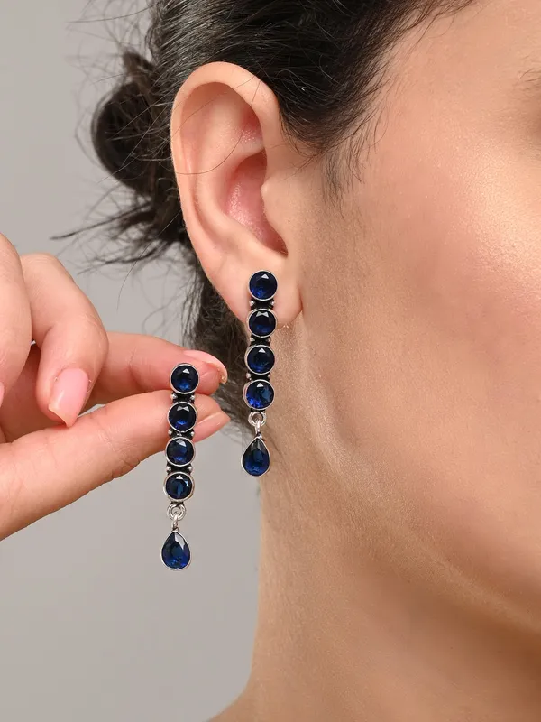 Linear_Crystal_Teardrop_Dangler_Earrings