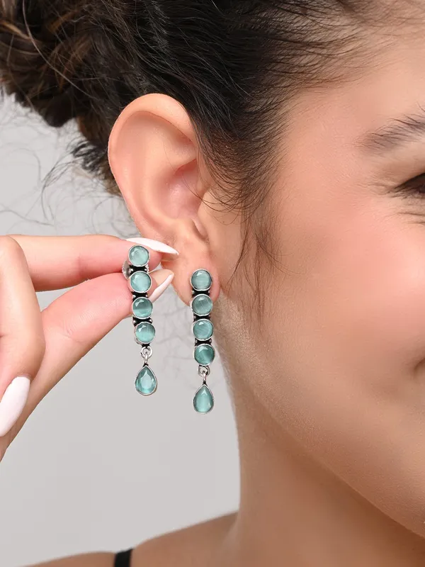 Linear_Crystal_Teardrop_Dangler_Earrings