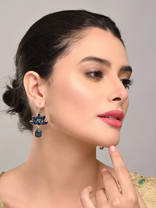 Brass_Lotus_Motif_Stone_Drop_Earrings