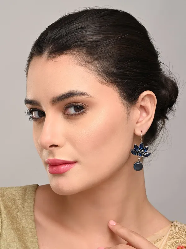 Brass_Lotus_Motif_Stone_Drop_Earrings