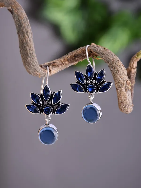 Brass_Lotus_Motif_Stone_Drop_Earrings