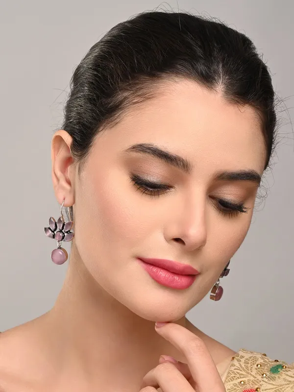 Brass_Lotus_Motif_Stone_Drop_Earrings
