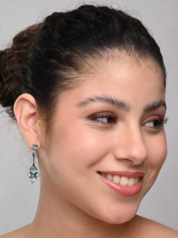 Crystal_Leaf_Drop_Earrings