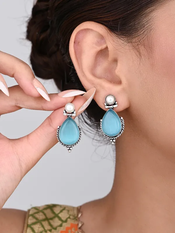 Pearl_&_Tear_Drop_Stone_Earring