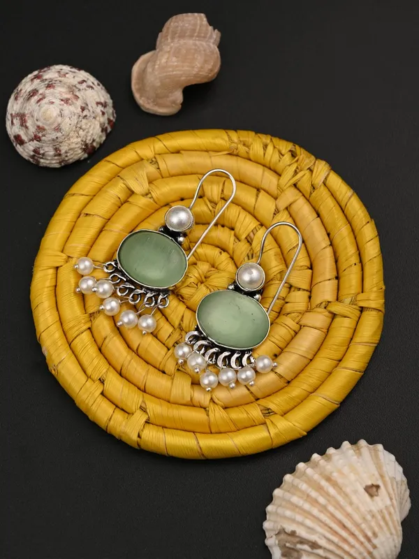 Women_Silver-Plated_Contemporary_Drop_Earrings