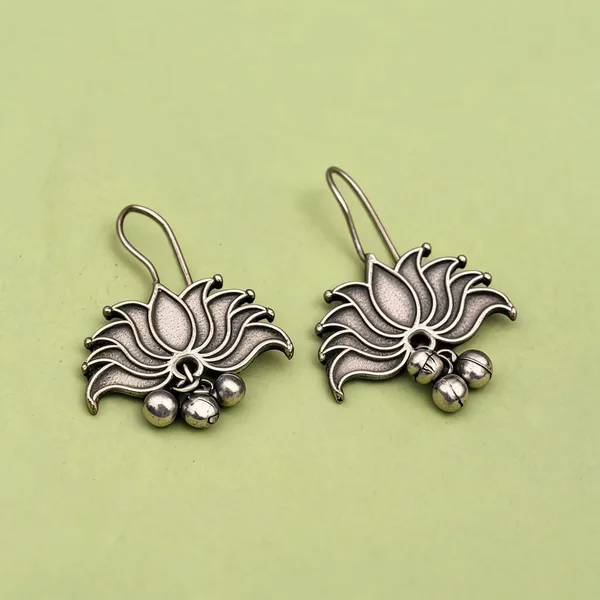Silver_Bloom_Drop_Earrings_Pack_Of_2