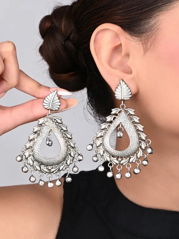 Moonlit_Teardrop_Earrings