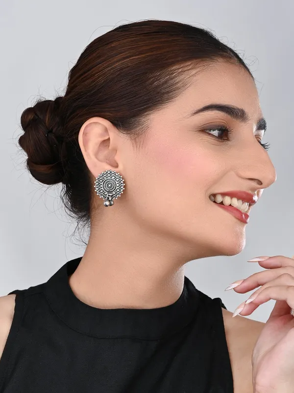 Oxidized_Circular_Tribal_Stud_Earrings