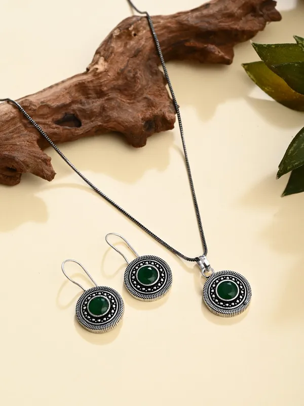 Oxidised_Pendant_Necklace_Set_with_Matching_Drop_Earrings