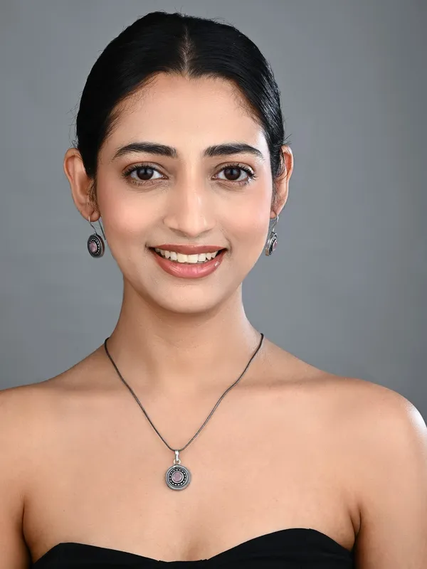 Oxidised_Pendant_Necklace_Set_with_Matching_Drop_Earrings