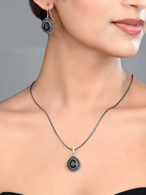 Oxidised_Teardrop_Pendant_Necklace_Set_with_Matching_Drop_Earrings