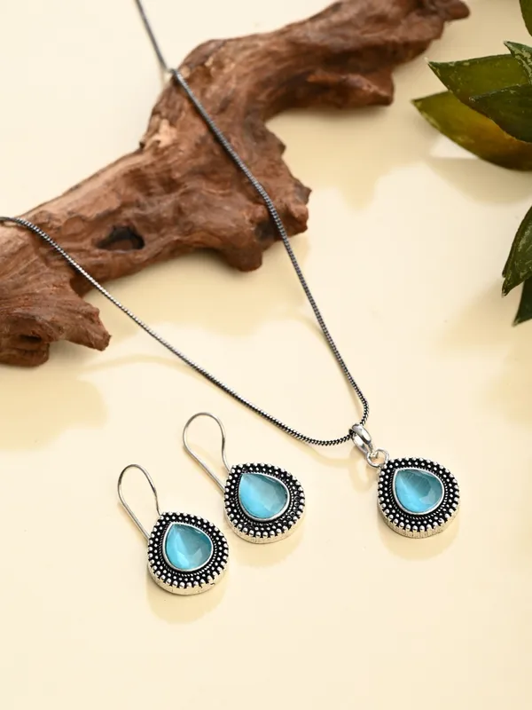 Oxidised_Teardrop_Pendant_Necklace_Set_with_Matching_Drop_Earrings