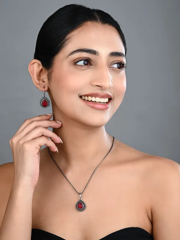 Oxidised_Teardrop_Pendant_Necklace_Set_with_Matching_Drop_Earrings