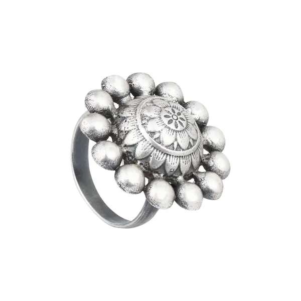 Handcrafted_Oxidised_Silver_Floral_Statement_Ring