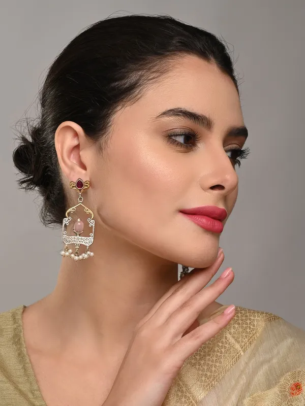 Elegant_Dual-Tone_Jharokha_Drop_Earrings