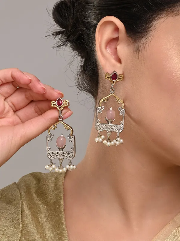 Elegant_Dual-Tone_Jharokha_Drop_Earrings