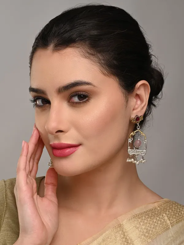 Elegant_Dual-Tone_Jharokha_Drop_Earrings